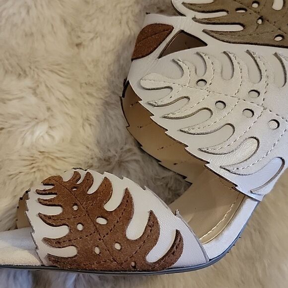 J RENEE' ANHELINA LEATHER LEAF PATTERN HEELS PUMPS, SIZE 10 - NEW - Picture 14 of 14